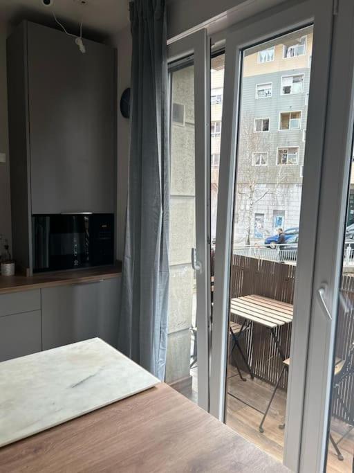Piso Deluxe Con Balcon Cerca Del Casco Viejo Apartment Bilbao Bagian luar foto